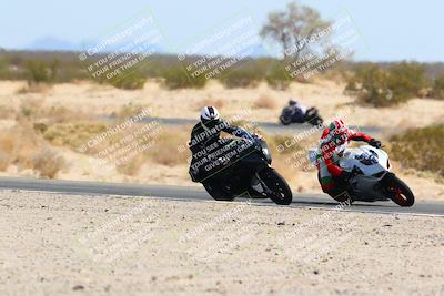 media/Mar-13-2022-SoCal Trackdays (Sun) [[112cf61d7e]]/Turn 4 (145pm)/